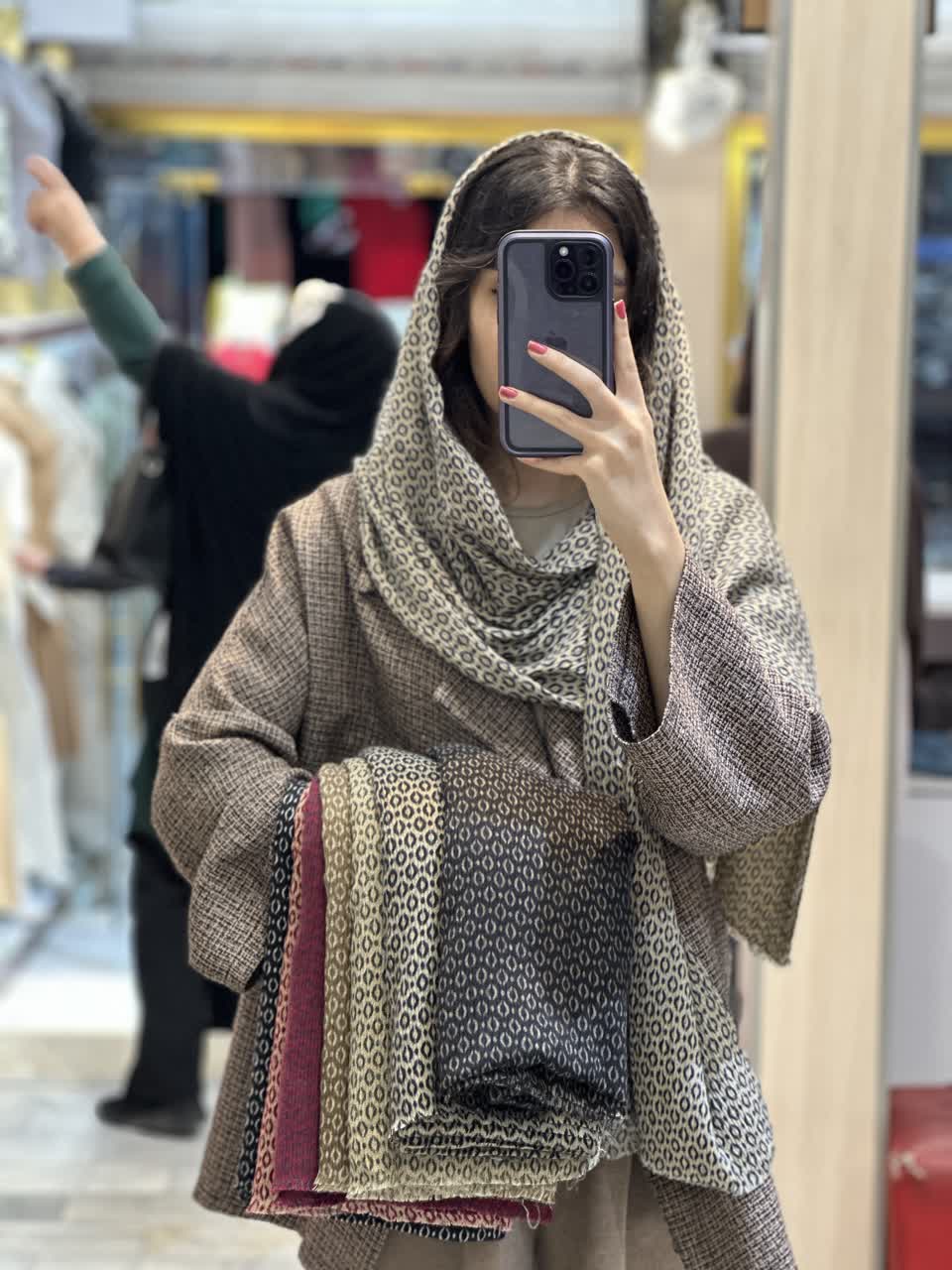 شال موهر پلیسه  پایین ریش