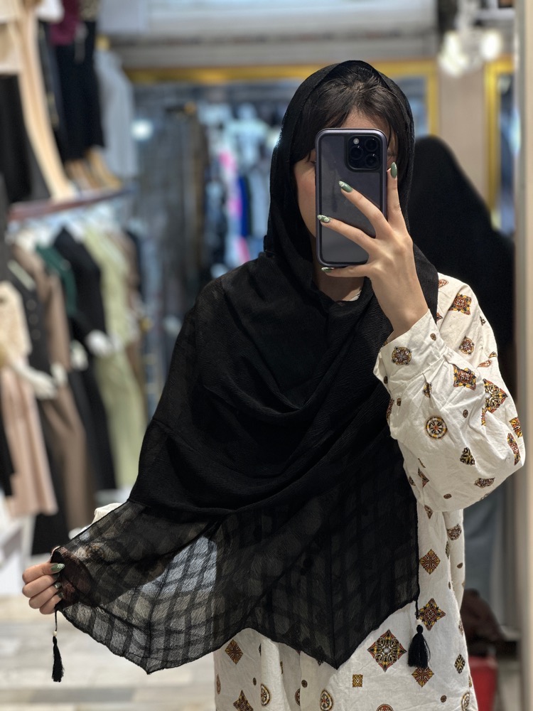 شال مشکی حریر نخ